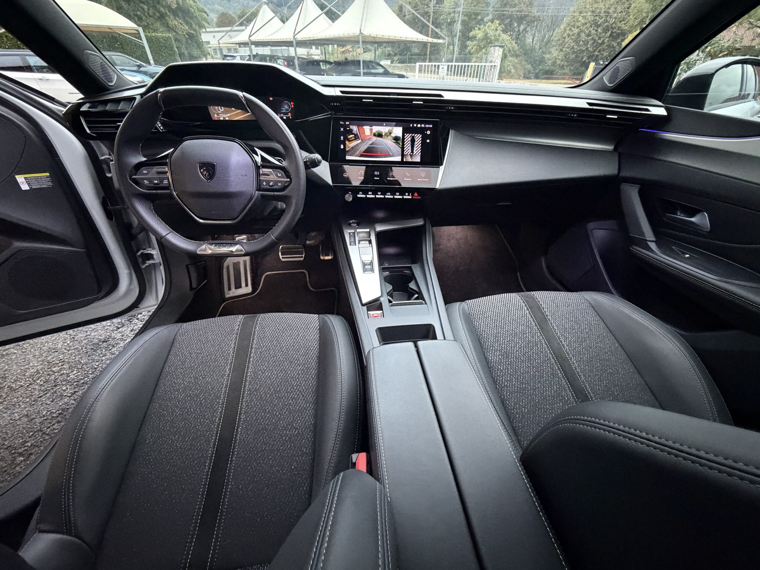 PEUGEOT 308 SW 1.2 HYBRID GT - immagine 13