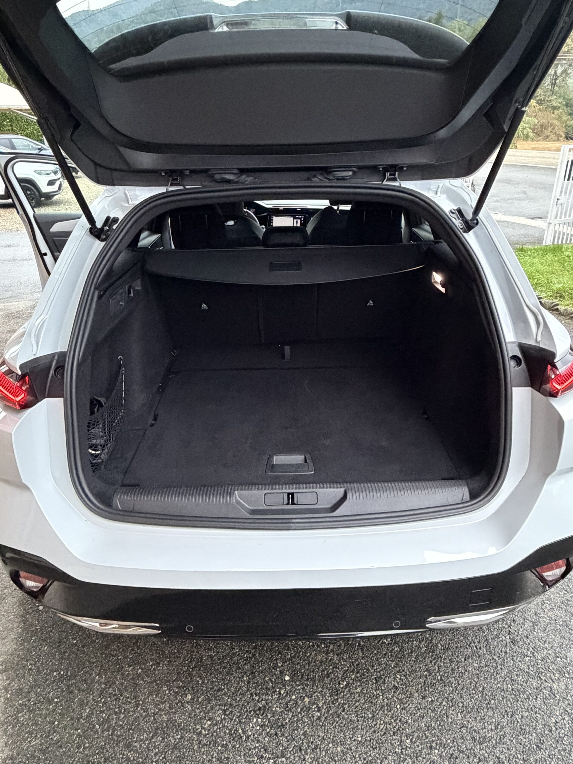 PEUGEOT 308 SW 1.2 HYBRID GT - immagine 14